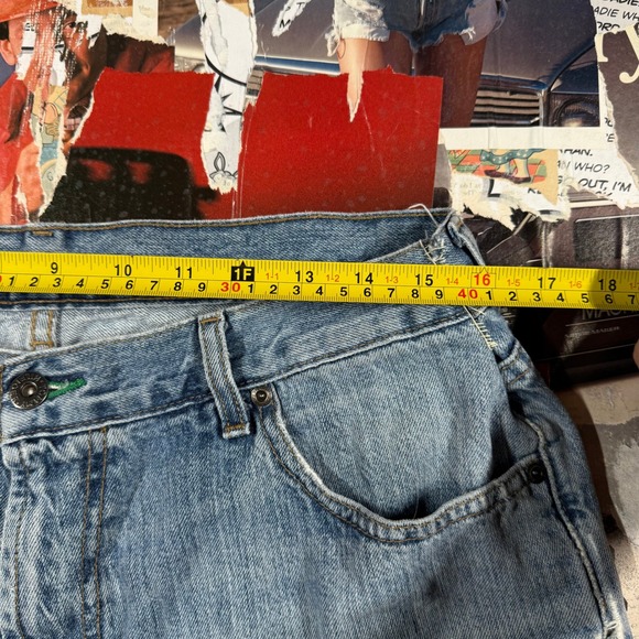 Tommy‎ Hilfiger Women's Blue Denim Shorts Cuffed Hem Est. 1985 Light Wash - Picture 11 of 11